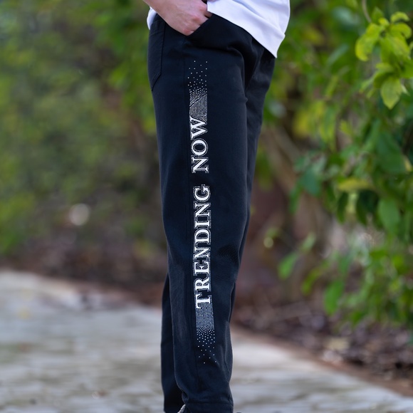 New Casual Women Pants, Premium Joggers, Soft Pants, Lounge Pants Rhinestones - Picture 4 of 10